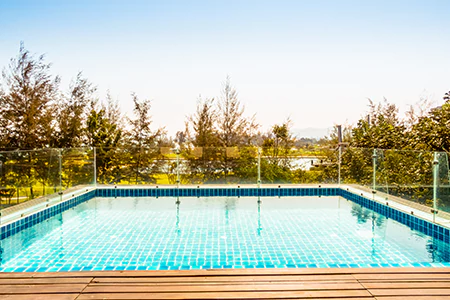 Cost of Glass Pool Fence Repair in West Little River, FL